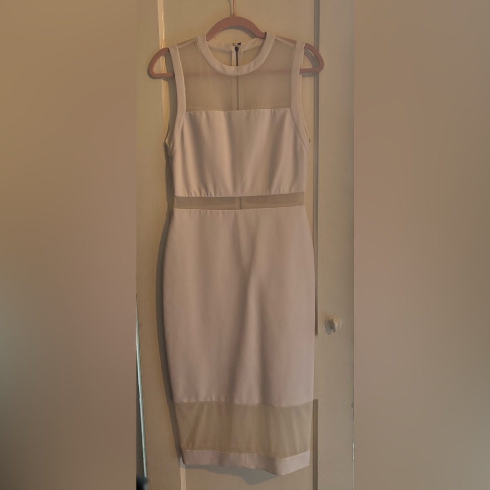 alice+olivia Sleeveless White Mesh-Panel Sheath Dress Fitted Size 6